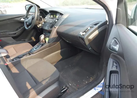 2016 Ford Focus Se z USA, uszkodzony, nr VIN 1FADP3F2XGL377974